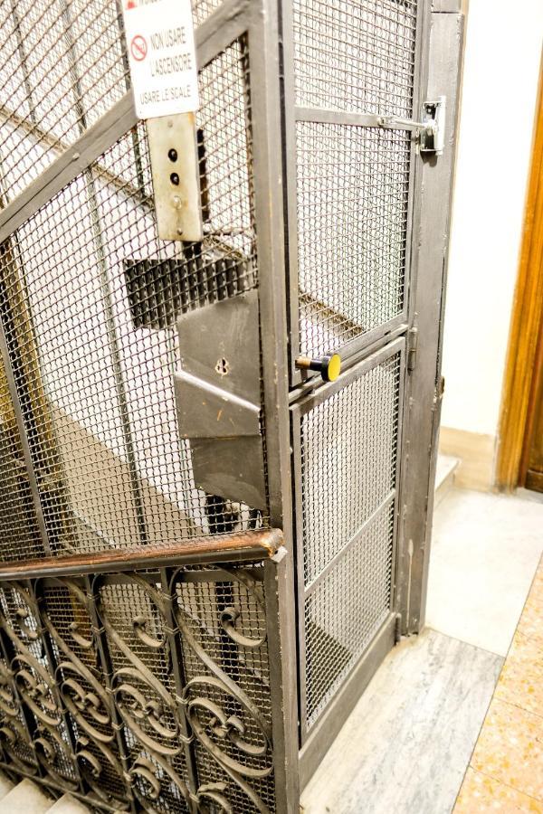 Family Apartment Near Vatican Museum ローマ エクステリア 写真